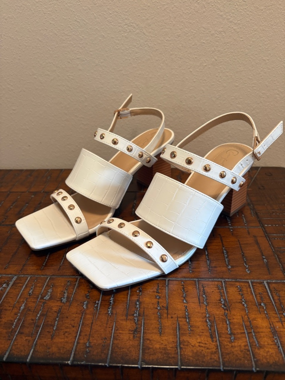 Cato White Croc-Embossed Studded Block Heel Sandals - Picture 2 of 9